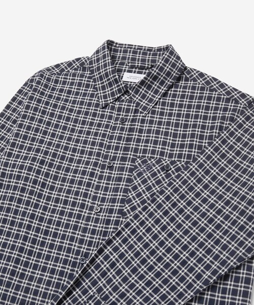 Saturdays NYC（サタデーズ ニューヨークシティ ）の「LUIS CHECK LS SHIRT（シャツ/ブラウス・レディース・ベージュ/ネイビー・L/M/S/XL）」の19枚目の写真