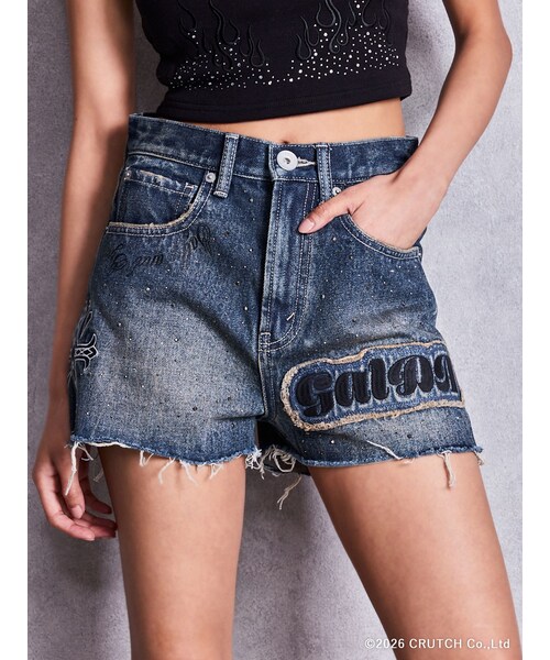GYDA(ジェイダ)の「GYDA×GALFYハイウエストGalDA bijou デニムショートパンツ(デニムパンツ・レディース・アイスブルー/インディゴ・S/M)」の3枚目の写真