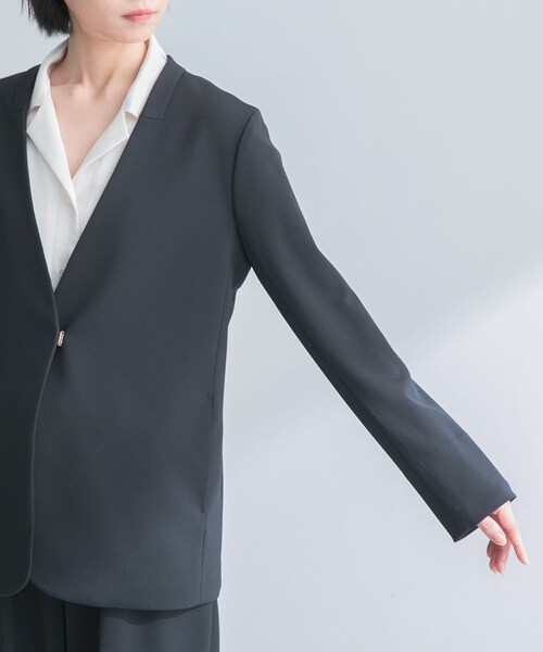 URBAN RESEARCH ROSSO（アーバンリサーチロッソ）の「ストレッチツイルノーカラージャケット（ノーカラージャケット・レディース・L.BEIGE/BLACK・36/38）」の15枚目の写真