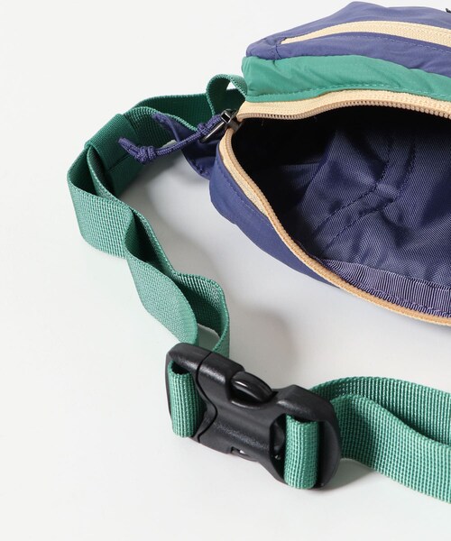 URBAN RESEARCH DOORS(アーバンリサーチドアーズ)の「patagonia Terravia Mini Hip Pack(ボディバッグ/ウエストポーチ・メンズ・BLK/SLPU/SMDB/BTRY/RVGN・one)」の13枚目の写真