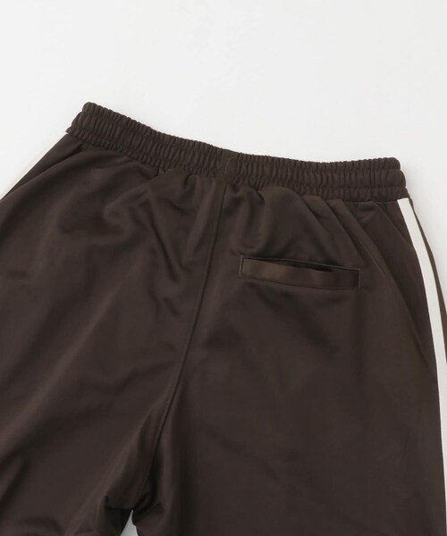 KBF(ケイビーエフ)の「adidas TRACKPANTS(その他パンツ・レディース・AMBIENTSKY/CLEARBROWN/DARKBROWN・XS)」の6枚目の写真