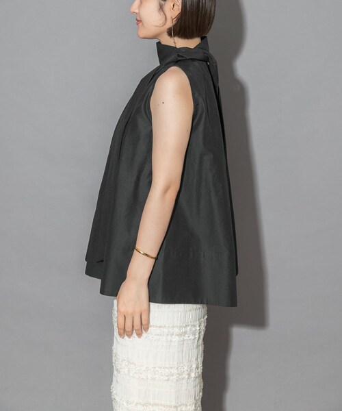 URBAN RESEARCH ROSSO（アーバンリサーチロッソ）の「ウエストマークハイネックシャツブラウス（シャツ/ブラウス・レディース・OFF WHITE/BLACK・Free）」の21枚目の写真
