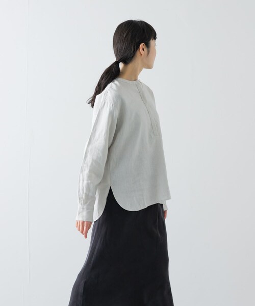 かぐれ（カグレ）の「リネンヘンリーワイドシャツ（シャツ/ブラウス・レディース・OFF/LIGHT GRAY/NAVY・Free）」の21枚目の写真