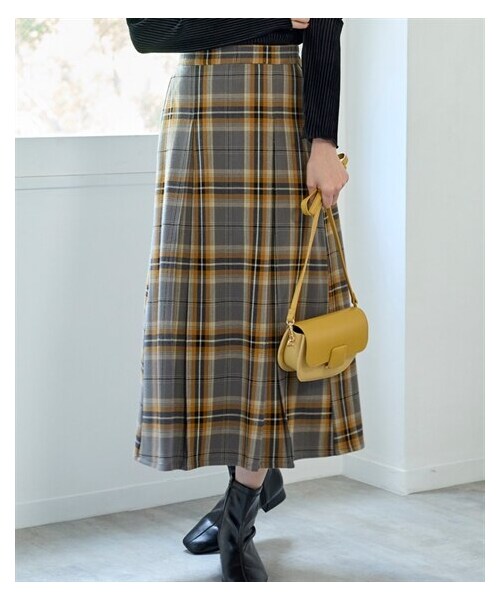 nissen（ニッセン）の「大きいサイズ 両面起毛プリーツ風タックスカート【メルティストレッチ】（ゆったりヒップ）（スカート・レディース・アイボリー系/イエロー系/ネイビー系・L/LL/3L/4L/5L/6L/8L/10L）」の5枚目の写真