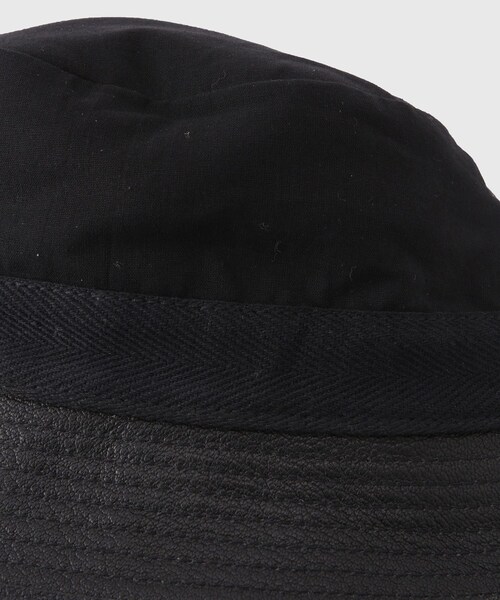 ADAM ET ROPE'（アダムエロペ）の「【CCU/シーシーユー】JUNGLE HAT（ハット・メンズ・ブラック・F）」の5枚目の写真