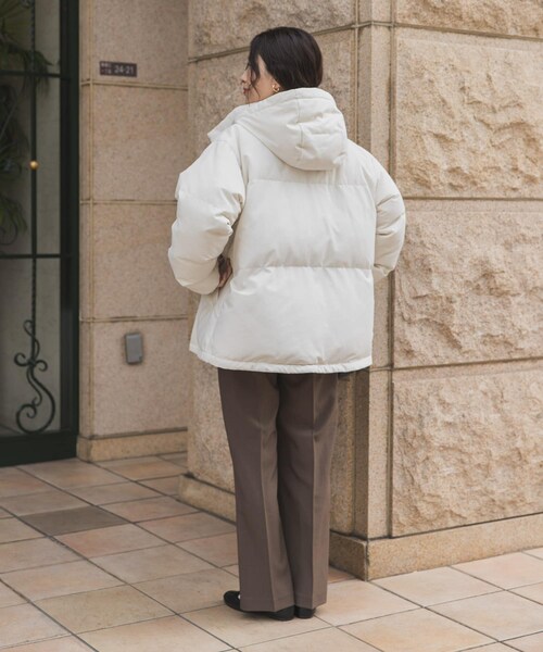 URBAN RESEARCH DOORS（アーバンリサーチドアーズ）の「ミドルダウンジャケット（その他アウター・レディース・IVORY/L.MOCHA/BLACK・M）」の11枚目の写真