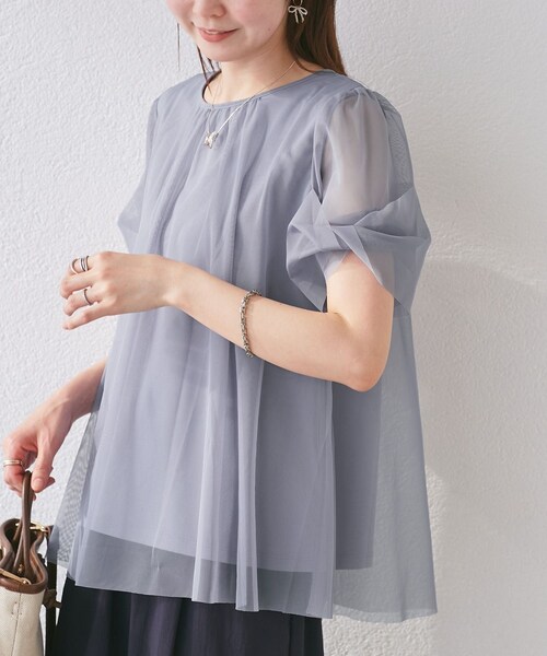 ROPE' PICNIC(ロペピクニック)の「Cutee チュールドッキングツイストスリーブトップス/リンクコーデ(Tシャツ/カットソー・レディース・ブラック/ホワイト/ライトグリーン/ブルー系・38)」の5枚目の写真