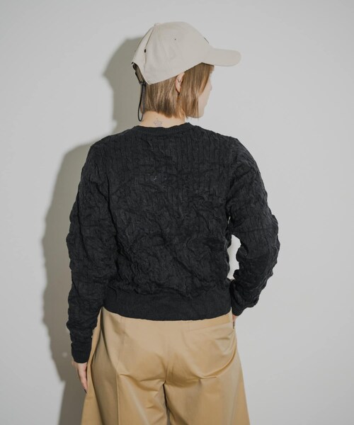 THE GOODLAND MARKET（ザグッドランドマーケット）の「COOHEM　CRUSHED CABLE KNIT PULLOVER（ニット/セーター・レディース・19BLACK/60SAX/24ORANGE・Free）」の8枚目の写真