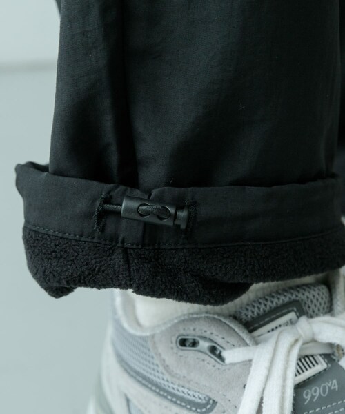 ITEMS URBANRESEARCH(アイテムズ アーバンリサーチ)の「『XLサイズあり』『セットアップ対応』撥水ナイロングログラン裏フリースカーゴ(その他パンツ・メンズ・KHK/BLK/BEG・M/L/XL)」の21枚目の写真
