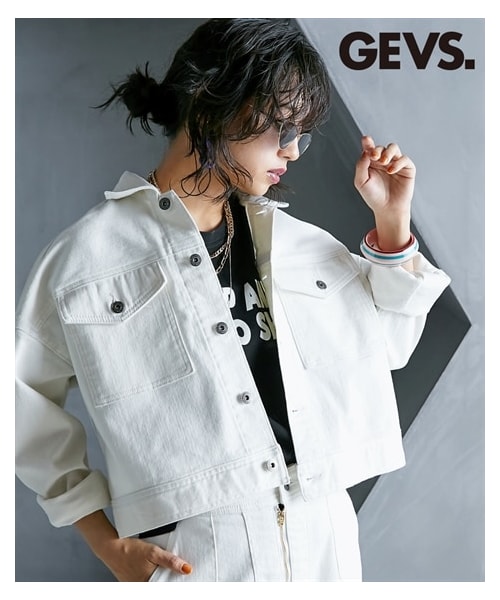 nissen（ニッセン）の「大きいサイズ ワイドシルエットショート丈デニムジャケット GEVS.（デニムジャケット・レディース・ホワイトデニム/ブラックデニム・L~LL相当/3L~4L相当/5L~6L相当/8L~10L相当）」の2枚目の写真