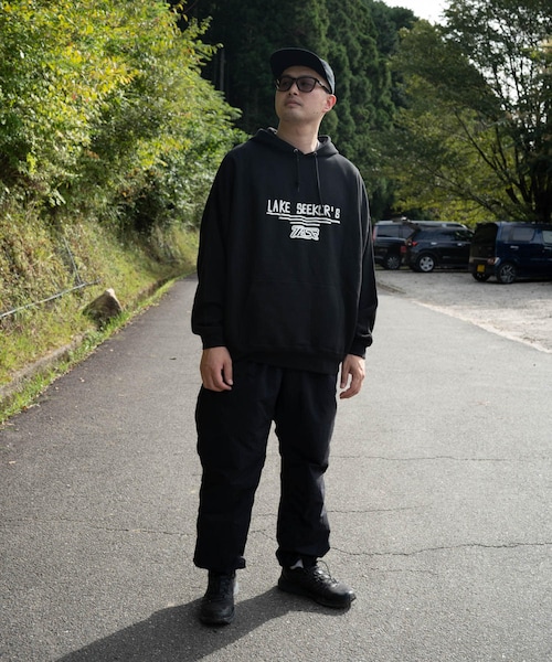 URBAN RESEARCH(アーバンリサーチ)の「『別注』TASF×LAKE SEEKERS LOVER JIGパーカー(パーカー・メンズ・BLK/GRY/NVY・M/L/XL)」の8枚目の写真