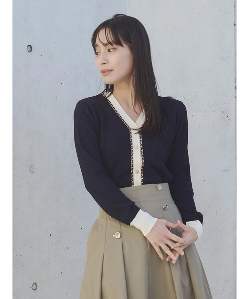 TONAL（トーナル）の「チェーンデザインニットカーデ（ニット/セーター・レディース・オフホワイト/グレー/ネイビー・M）」の9枚目の写真