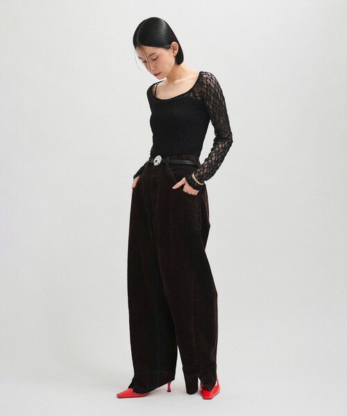 ADAM ET ROPE'(アダムエロペ)の「【サステナブル】・【新色追加】ルーズフィットアジャストデニム(デニムパンツ・レディース・ホワイト/ダークブラウン/サックス/ベージュ系/ブラック/キナリ/ネイビー/ブルー系・34/36/38)」の18枚目の写真