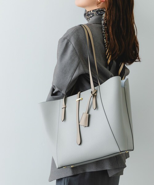 RODE SKO（ロデスコ）の「チャーム付A4トートバッグ（トートバッグ・レディース・BLACK/GRAY/IVORY/SAND BEIGE・one）」の18枚目の写真