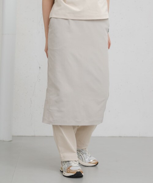 EKAL（エカル）の「『吸水速乾/UVカット』coolmaxカーブラインストレートスカート（スカート・レディース・チャコール/アイボリー・one）」の9枚目の写真