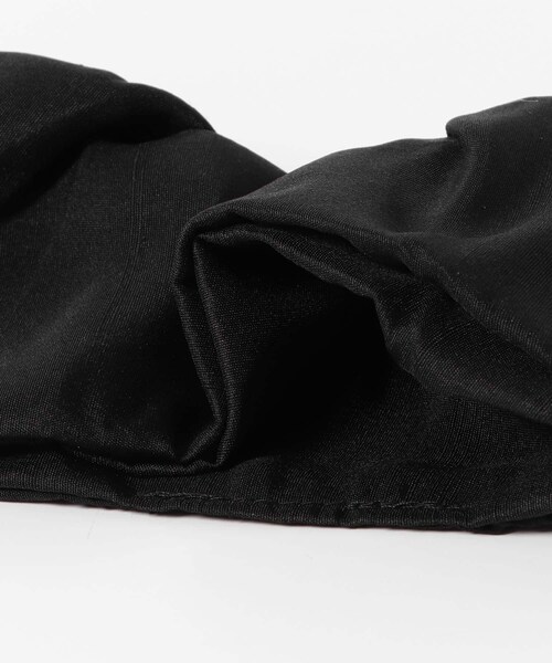 URBAN RESEARCH ROSSO（アーバンリサーチロッソ）の「heyep　Silk Square Medium Scrunchie（ヘアゴム・レディース・BLACK/WHITE/別注BLUE・-）」の8枚目の写真