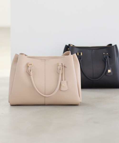 VIS(ビス)の「【COHINA×VIS】チャーム付き2WAYトートバッグ/A4対応・軽量(トートバッグ・レディース・ブラック/キナリ/ベージュ・F)」の15枚目の写真