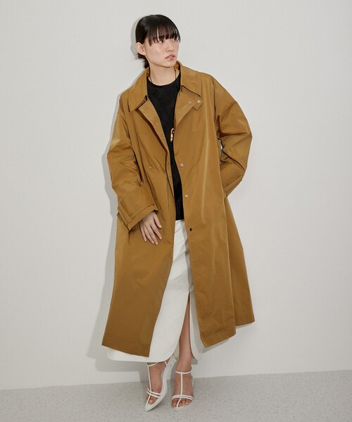 ADAM ET ROPE'（アダムエロペ）の「【サステナブル】バルマカーンコート（ステンカラーコート・レディース・ブラウン/ベージュ・F）」の4枚目の写真