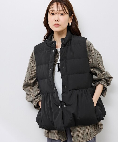 ROPE' PICNIC（ロペピクニック）の「【GREEN DOWN/グリーンダウン】ペプラムダウンベスト（ダウンベスト・レディース・ブラック/オフホワイト・F）」の13枚目の写真