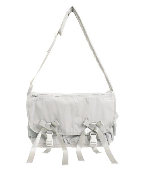 merry jenny（メリージェニー）の「ribbon messenger bag（メッセンジャーバッグ・レディース・ライトグレー/ブラック/ベージュ・F）」の2枚目の写真