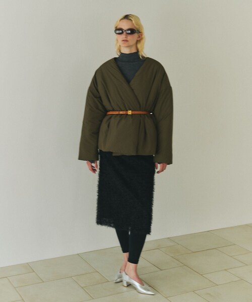 ROPE'（ロペ）の「【一部店舗限定】【REALM（レルム）】NYLON PUFFY SHORT COAT｜コート（ナイロンジャケット・レディース・ブラック/カーキ・38）」の12枚目の写真