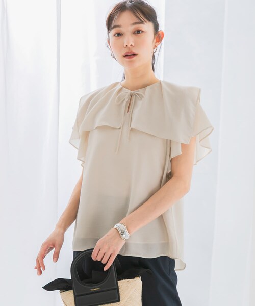 URBAN RESEARCH ROSSO（アーバンリサーチロッソ）の「イージーケアフリルブラウス（シャツ/ブラウス・レディース・OFF WHITE/TOMATO/BLACK・FREE）」の4枚目の写真