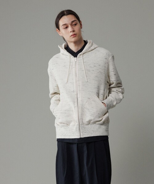 ADAM ET ROPE'（アダムエロペ）の「【リバーシブル/パイル】スウェット フルジップ パーカー / ロングシーズン着用可能（パーカー・メンズ・グレー系/キナリ系・L/M）」の10枚目の写真