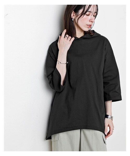 nissen（ニッセン）の「綿１００％バスク6分袖ビッグパーカー（UVカット）＜大きいサイズ有＞（パーカー・レディース・黒/オフホワイト/ダークグレー/ミルクベージュ/スモーキーグリーン/ソフトピンク/インクブルー・S~M相当/L~LL相当/3L~4L相当/【没】5L~6L相当/【没】8L相当/【没】10L相当/5L~6L相当/8L相当/10L相当）」の6枚目の写真