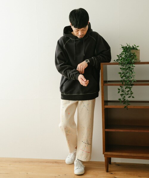 ITEMS URBANRESEARCH（アイテムズ アーバンリサーチ）の「SCREEN STARS　日焼け加工 カラースウェットパーカー（パーカー・メンズ・BLU/NTL/ORG/BLK・M/L）」の20枚目の写真