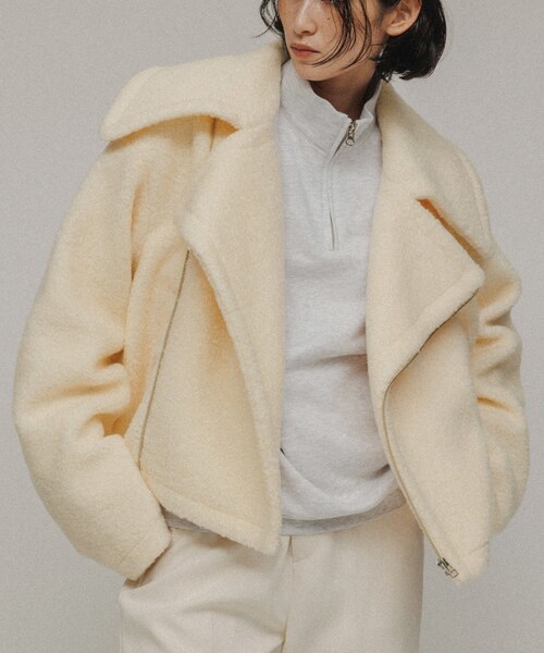 ADAM ET ROPE'（アダムエロペ）の「［OUTER］BOA RIDERS JACKET UNISEX（ライダースジャケット・レディース・オフホワイト/ブラウン・38/40）」の10枚目の写真