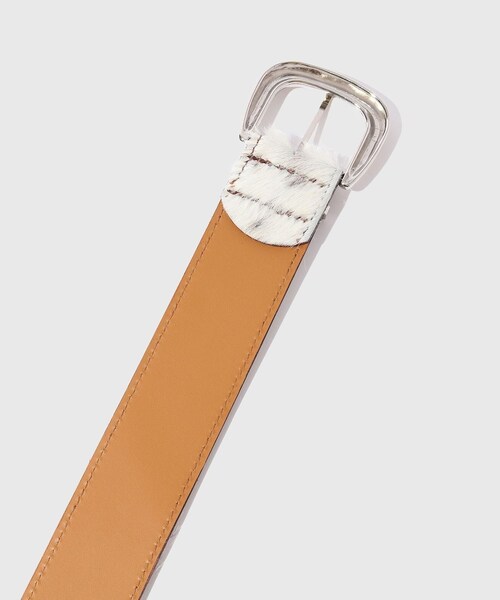 ADAM ET ROPE'(アダムエロペ)の「【KYOU/キョウ】ESSENTIAL.01 Hair Calf Leather Belt(ベルト・メンズ・ブラック/キャメル・F)」の5枚目の写真