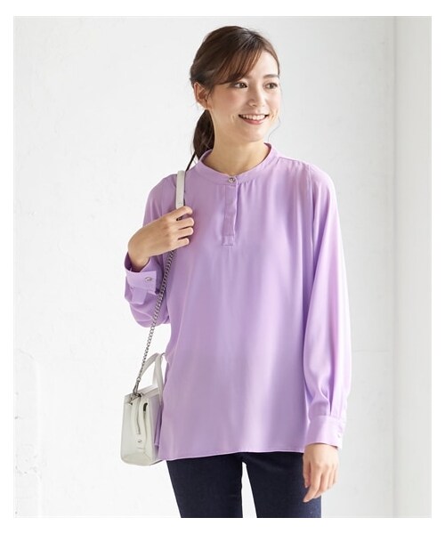 nissen（ニッセン）の「大きいサイズドルマンバンドカラーブラウス（吸汗速乾裏地付）（シャツ/ブラウス・レディース・アイスグレー/ラベンダー/オフホワイト・L/LL/3L/4L/5L/6L/8L/10L）」の22枚目の写真
