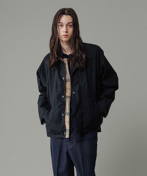 ADAM ET ROPE'(アダムエロペ)の「《別注》【Barbour/バブアー】TRANSPORT リバーシブルブルゾン / ブルガリア製(ブルゾン・メンズ・ブラック・L/M/S/XL)」の1枚目の写真