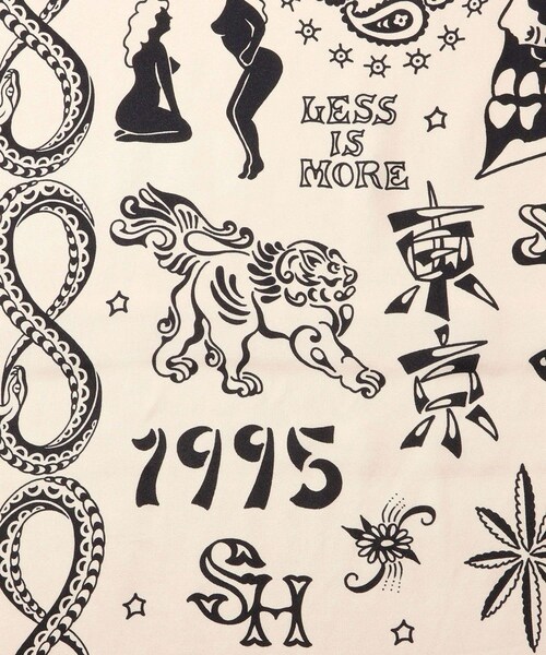 ADAM ET ROPE'（アダムエロペ）の「【SUGARHILL/シュガーヒル】SILK SCARF（ストール/ショール・メンズ・ブラック/ホワイト・F）」の4枚目の写真