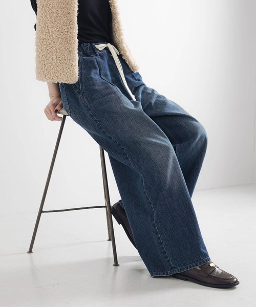 URBAN RESEARCH（アーバンリサーチ）の「デニムイージーワイドパンツ（デニムパンツ・レディース・BLUE/BLACK・36/38/40）」の3枚目の写真
