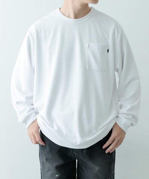 ITEMS URBANRESEARCH（アイテムズ アーバンリサーチ）の「『速乾/イージーケア/UVカット』高機能ポンチロングスリーブカットソー（Tシャツ/カットソー・メンズ・WHT/BEG/BLK・M/L）」の6枚目の写真