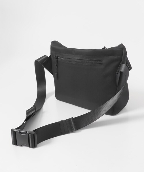 RODE SKO（ロデスコ）の「撥水フィドロックショルダーバッグ M（ショルダーバッグ・メンズ・BLACK/KHAKI・M）」の5枚目の写真