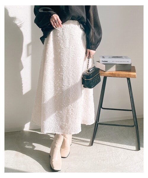 nissen（ニッセン）の「フリンジジャガード　フレアスカート（スカート・レディース・オフホワイト/モカ/黒・M/L/LL）」の10枚目の写真