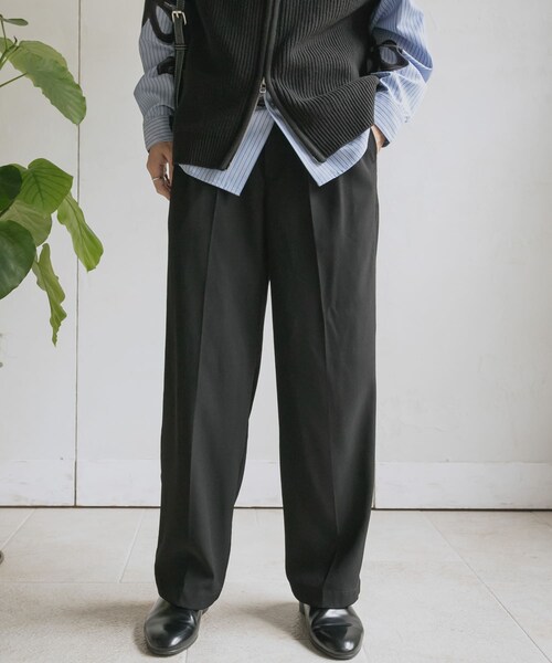 SENSE OF PLACE by URBAN RESEARCH（センスオブプレイスバイアーバンリサーチ）の「ダブルタックワイドスラックス（その他パンツ・メンズ・BLACK/GRAY/BROWN/KHAKI・M/L）」の6枚目の写真