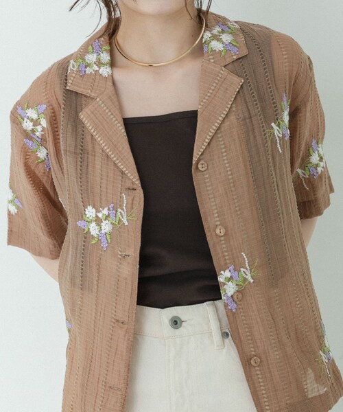URBAN RESEARCH Sonny Label(アーバンリサーチサニーレーベル)の「『UR TECH』スクエアネックタンクトップ(タンクトップ・レディース・オフ/ブラック/ブラウン・Free)」の20枚目の写真