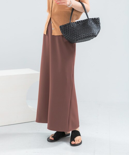 URBAN RESEARCH ROSSO（アーバンリサーチロッソ）の「ウォッシャブル吸水速乾ストレッチ スカート（スカート・レディース・IVORY/BLACK/BROWN・Free）」の3枚目の写真