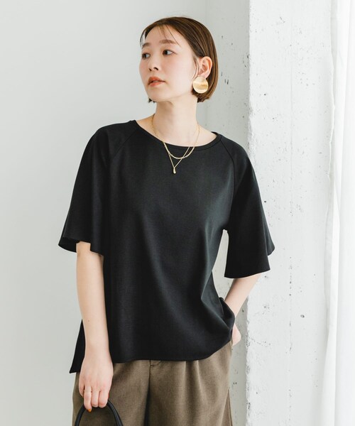 URBAN RESEARCH ROSSO（アーバンリサーチロッソ）の「『UR TECH』Fby ROSSO　UVCUTバックテールフレアスリーブTシャツ（Tシャツ/カットソー・レディース・OFF WHITE/YELLOW/BLACK・FREE）」の2枚目の写真