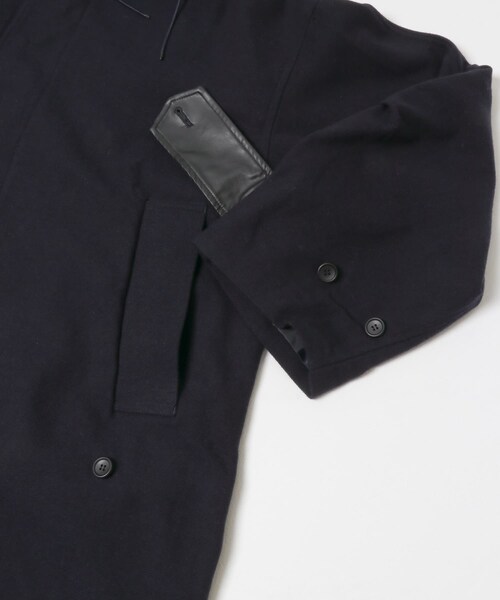 URBAN RESEARCH（アーバンリサーチ）の「UNTRACE　ステンカラーコート（ステンカラーコート・メンズ・DARK NAVY・1/2）」の8枚目の写真