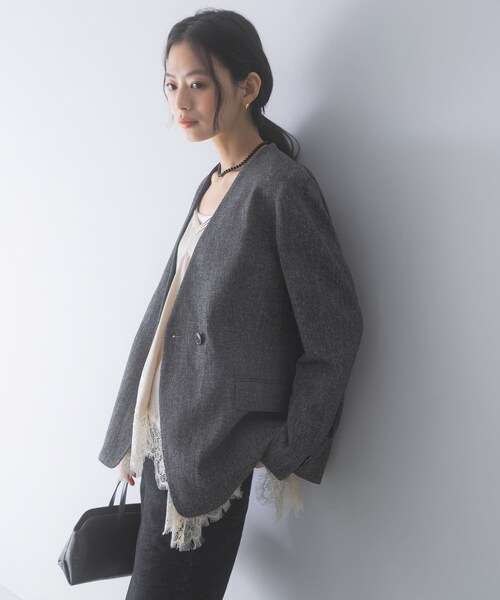 URBAN RESEARCH ROSSO（アーバンリサーチロッソ）の「シルクネップVネックジャケット（ノーカラージャケット・レディース・BLACK/BROWN・36/38）」の7枚目の写真