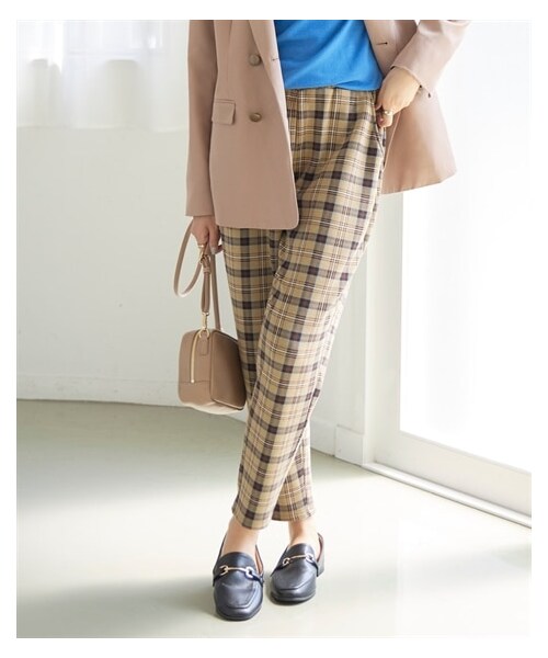 nissen（ニッセン）の「(MO-FU POKA）裏シャギーテーパードパンツ（ゆったりヒップ）＜大きいサイズ有＞（パンツ・レディース・グレー系グレンチェック/グリーン系ブラックウォッチ/デニム調ネイビー/黒/ベージュ系チェック/ネイビー系チェック/モカ系ドット/アイボリー系チェック/デニム調ベージュ・L/LL/3L/4L/5L/6L/8L/10L/S/M）」の19枚目の写真