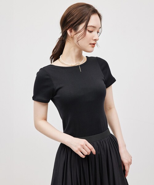 ROPE'（ロペ）の「コットンシルク丸胴フライスカップ付き半袖カットソー（Tシャツ/カットソー・レディース・ブラック/オフホワイト/ワイン・F）」の2枚目の写真