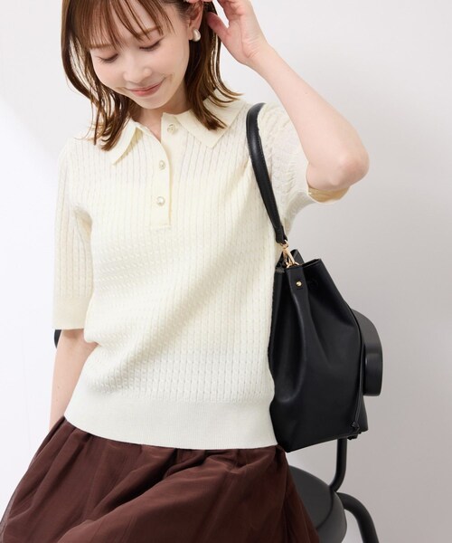 ROPE' PICNIC(ロペピクニック)の「ミニケーブルハーフスリーブニットポロシャツ(ポロシャツ・レディース・キナリ/ダークブラウン/ネイビー/カラシ・38)」の9枚目の写真