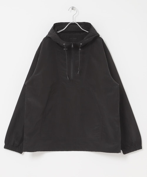 URBAN RESEARCH DOORS(アーバンリサーチドアーズ)の「FORK&SPOON シアーアノラックパーカー(パーカー・メンズ・BLACK/CHARCOAL・4/5)」の1枚目の写真