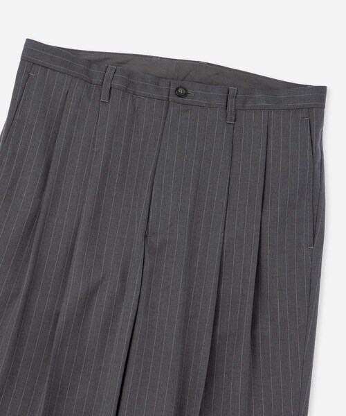 Saturdays NYC(サタデーズ ニューヨークシティ )の「George Herringbone Stripe Two Tuck Pant(その他パンツ・レディース・ブラック/グレー・L/M/S/XL)」の12枚目の写真