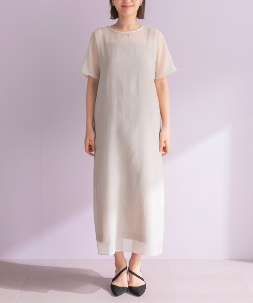 URBAN RESEARCH ROSSO（アーバンリサーチロッソ）の「ハーフスリーブオーガンジーバックオープンドレス（ワンピース・レディース・IVORY/BLACK・Free）」の12枚目の写真